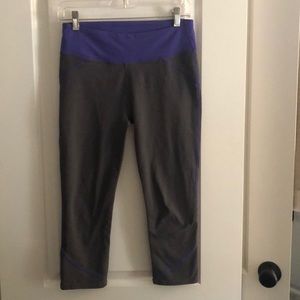 Fabletics yoga / workout pants